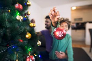 Come togliere gli addobbi natalizi senza stress