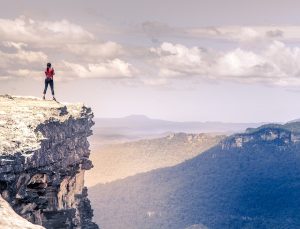 Scalare le vette più alte scegli la migliore attrezzatura da arrampicata e alpinismo